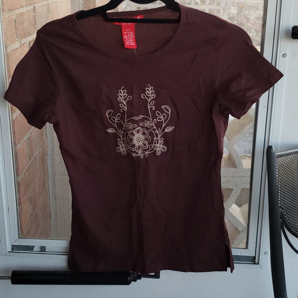 Contact New York Cotton Tee